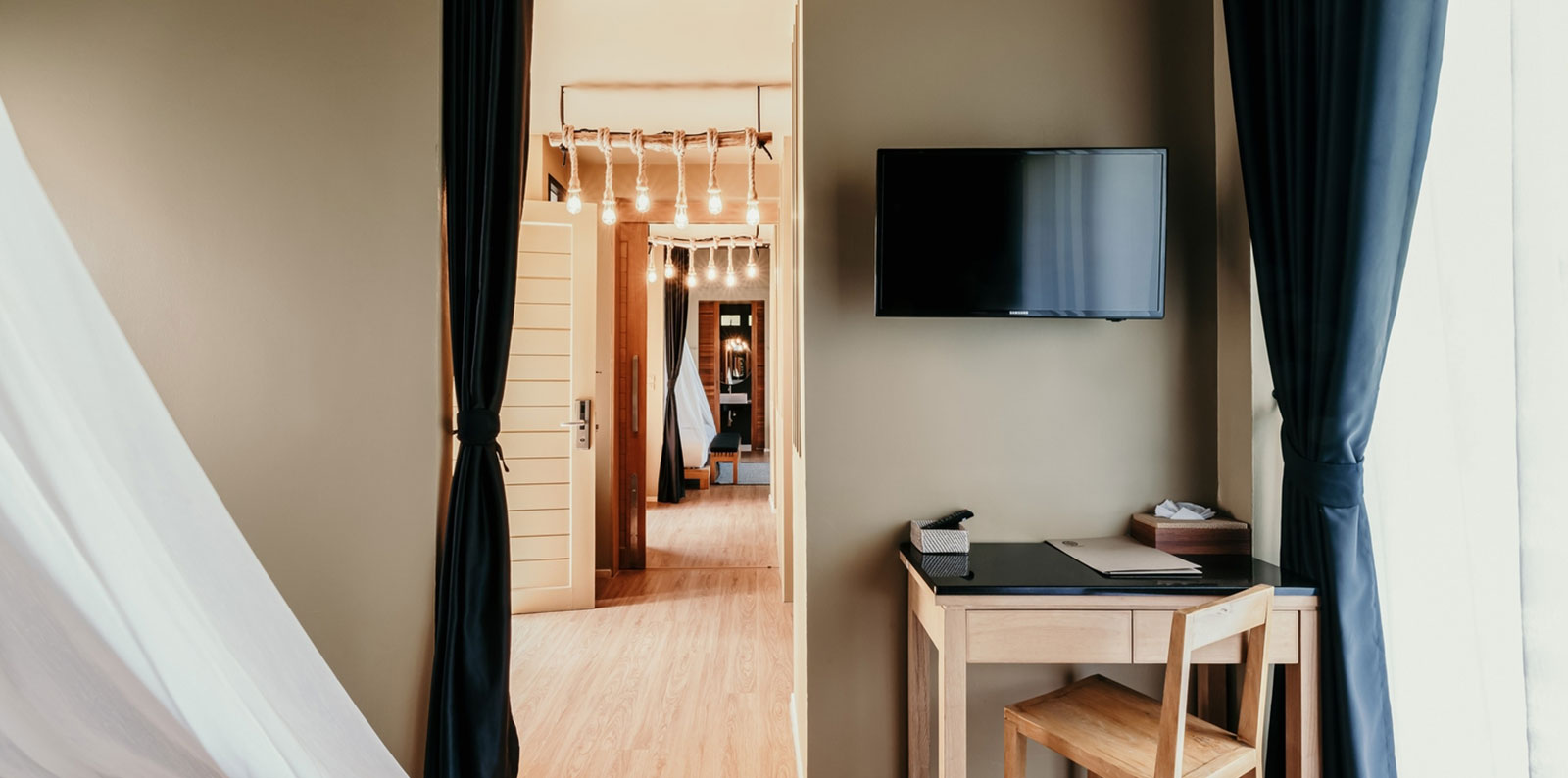 STUDIO DELUXE CONNECTING 2 BEDROOMS